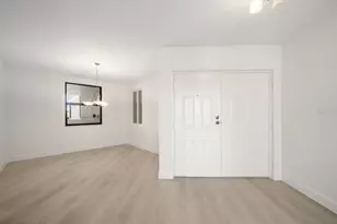670 Island Way, Clearwater Beach, FL 33767 - Photo 32