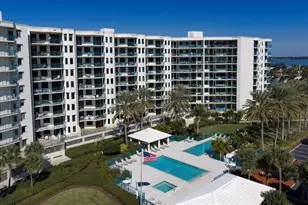 670 Island Way, Clearwater Beach, FL 33767 - Photo 14