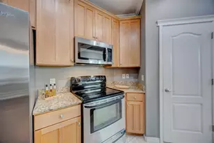 6020 Fishhawk Crossing Blvd, Lithia, FL 33547 - Photo 16