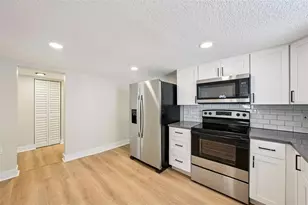 5502 40th St N, Saint Petersburg, FL 33714 - Photo 14