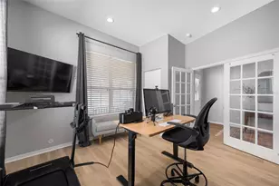 18108 Fall Creek Dr, Lutz, FL 33558 - Photo 18