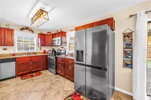 9909 55th Wy N, Pinellas Park, FL 33782 - Photo 10