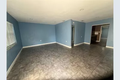 3614 6th Avenue S, Saint Petersburg, FL 33711 - Photo 2