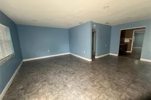 3614 6th Ave S, Saint Petersburg, FL 33711 - Photo 2