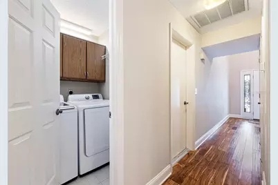 1683 Watermark Circle NE, Saint Petersburg, FL 33702 - Photo 28