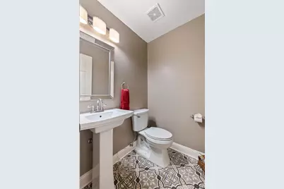 1683 Watermark Circle NE, Saint Petersburg, FL 33702 - Photo 28