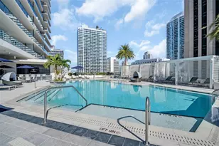 275 1st Ave S, Saint Petersburg, FL 33701 - Photo 68