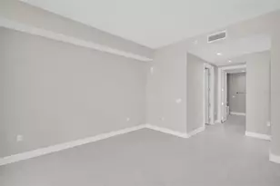 275 1st Ave S, Saint Petersburg, FL 33701 - Photo 26