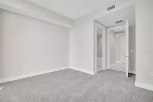 275 1st Ave S, Saint Petersburg, FL 33701 - Photo 42