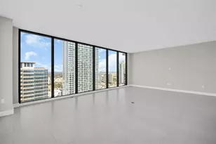 275 1st Ave S, Saint Petersburg, FL 33701 - Photo 4