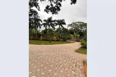 9017 Baywood Park Drive, Seminole, FL 33777 - Photo 80