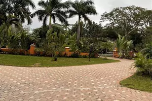 9017 Baywood Park Dr, Seminole, FL 33777 - Photo 80