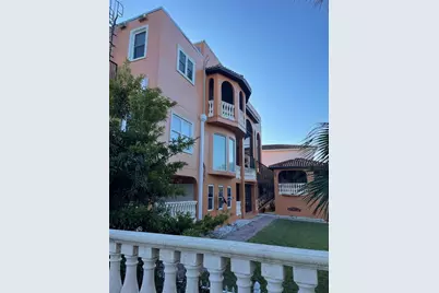 9017 Baywood Park Drive, Seminole, FL 33777 - Photo 4