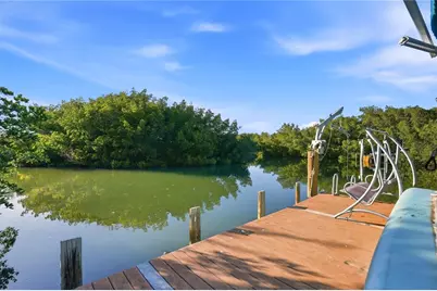 9017 Baywood Park Drive, Seminole, FL 33777 - Photo 48