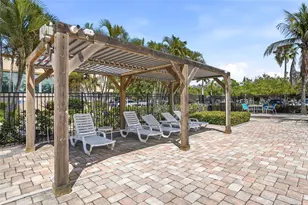 3162 Moorings Dr, Saint Petersburg, FL 33712 - Photo 50