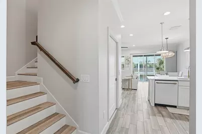3162 Moorings Drive, Saint Petersburg, FL 33712 - Photo 24