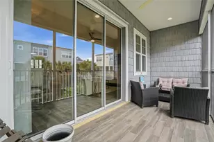 3162 Moorings Dr, Saint Petersburg, FL 33712 - Photo 18