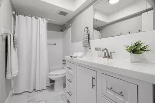 300 Clyde Ln, Dunedin, FL 34698 - Photo 18