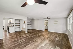 2818 11th Ave W, Bradenton, FL 34205 - Photo 4