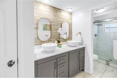 8500 144th Lane, Seminole, FL 33776 - Photo 34