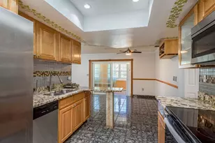 7912 Soaring Trail Ln, Tampa, FL 33615 - Photo 18