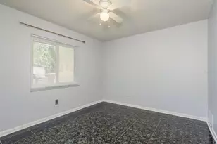 7912 Soaring Trail Ln, Tampa, FL 33615 - Photo 24