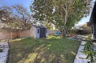 2269 Carolyn Dr, Dunedin, FL 34698 - Photo 30