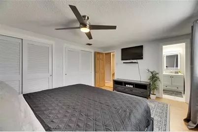 4710 Travertine Drive, Tampa, FL 33615 - Photo 14