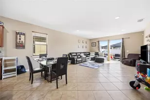 8853 Hinsdale Heights Dr, Polk City, FL 33868 - Photo 14