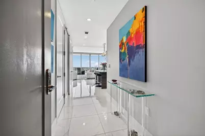 100 1st Avenue N #2206, Saint Petersburg, FL 33701 - Photo 6