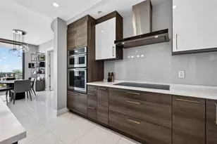 100 1st Ave N, Saint Petersburg, FL 33701 - Photo 20