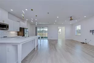 10027 Dolphin Gull Cir, Thonotosassa, FL 33592 - Photo 20