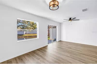 8517 Edgewater Place Boulevard, Tampa, FL 33615 - Photo 14