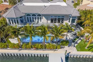 6103 Pasadena Point Blvd S, Gulfport, FL 33707 - Photo 2