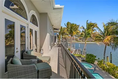 6103 Pasadena Point Boulevard S, Gulfport, FL 33707 - Photo 36