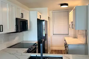 2424 W Tampa Bay Blvd, Tampa, FL 33607 - Photo 12