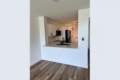 2424 W Tampa Bay Boulevard #L203, Tampa, FL 33607 - Photo 8