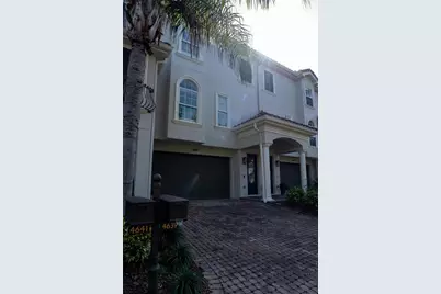 4639 Overlook Drive NE, Saint Petersburg, FL 33703 - Photo 2