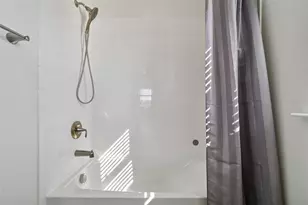 2604 Valley Sunset Ln, Valrico, FL 33594 - Photo 38