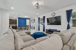 2604 Valley Sunset Ln, Valrico, FL 33594 - Photo 14