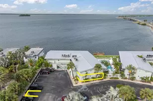 2566 Gary Cir, Dunedin, FL 34698 - Photo 2