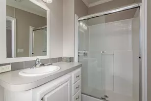 20000 US Hwy 19 N, Clearwater, FL 33764 - Photo 4