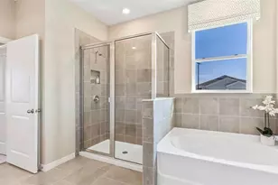 3414 Amber Waves Dr, Plant City, FL 33565 - Photo 6