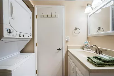 6180 Sun Boulevard #106, Saint Petersburg, FL 33715 - Photo 8