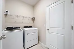 8341 Bower Bass Cir, Wesley Chapel, FL 33545 - Photo 16