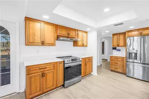 2789 Valencia Ln W, Palm Harbor, FL 34684 - Photo 14