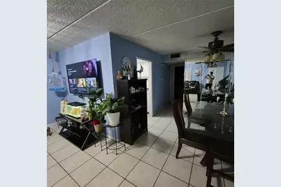 4724 Michael Court #121, Tampa, FL 33614 - Photo 8