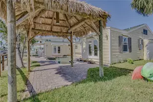 16029 Redington Dr, Redington Beach, FL 33708 - Photo 6