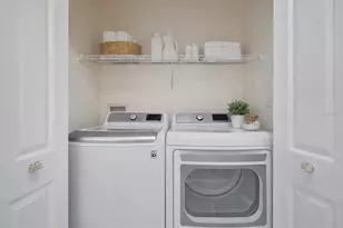 4323 Bayside Village Dr, Tampa, FL 33615 - Photo 14