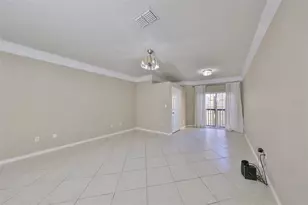 4323 Bayside Village Dr, Tampa, FL 33615 - Photo 4